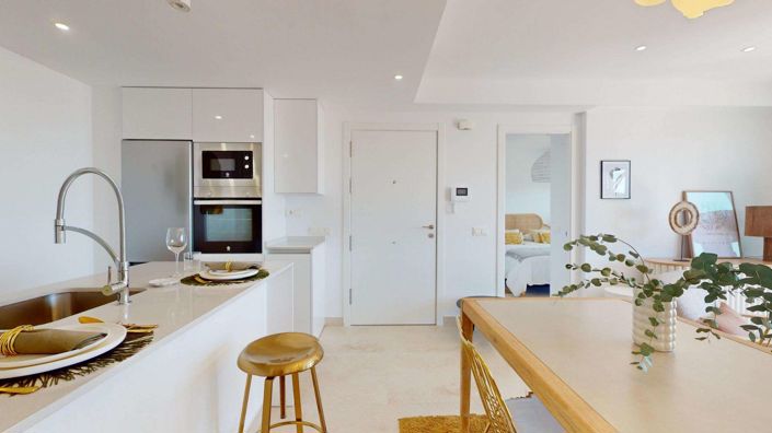 Image No.17-3 Bed Apartment for sale