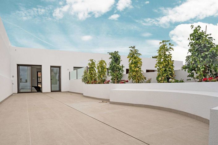 Image No.4-3 Bed Semi-Detached for sale