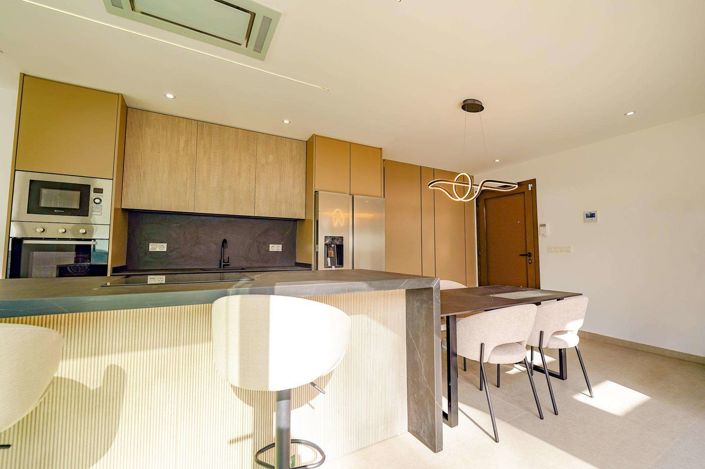 Image No.9-3 Bed Semi-Detached for sale