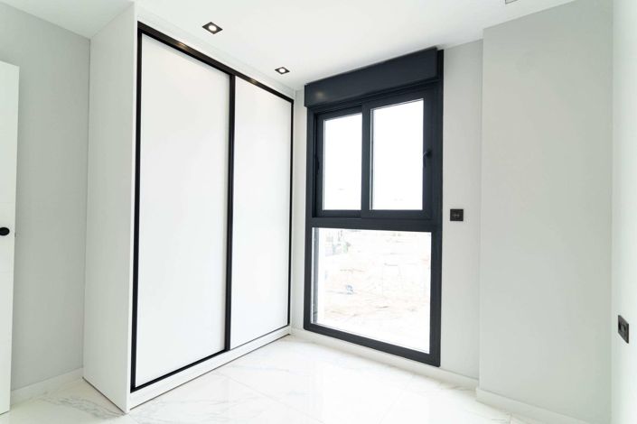 Image No.32-4 Bed Villa for sale