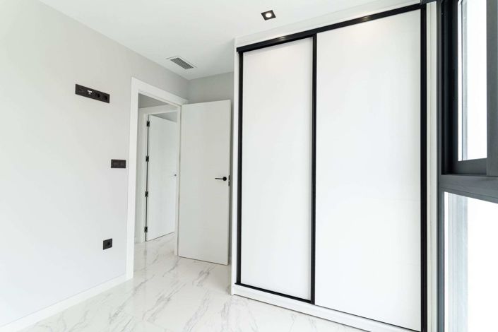 Image No.33-4 Bed Villa for sale