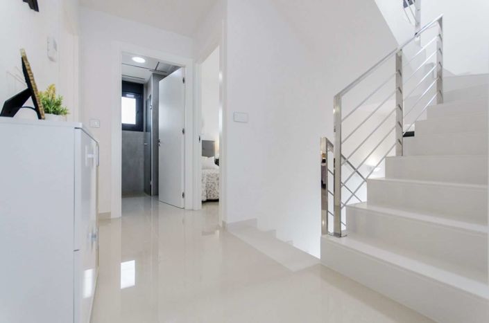 Image No.14-4 Bed Villa for sale