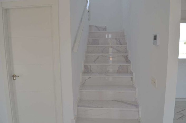 Image No.28-4 Bed Villa for sale