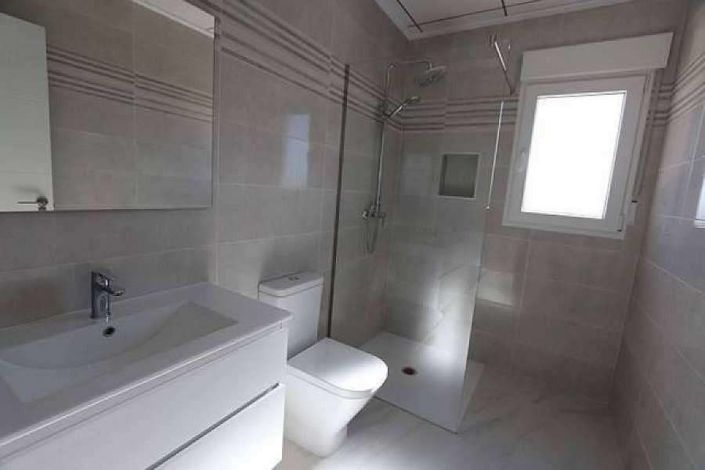 Image No.6-3 Bed Villa for sale