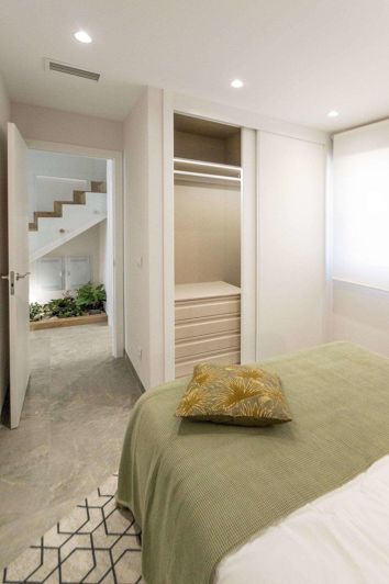 Image No.17-3 Bed Villa for sale