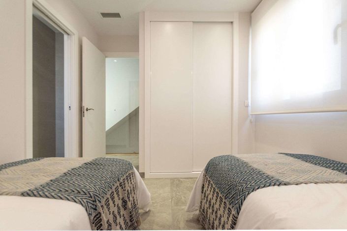 Image No.22-3 Bed Villa for sale