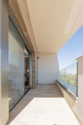 Image No.31-3 Bed Villa for sale