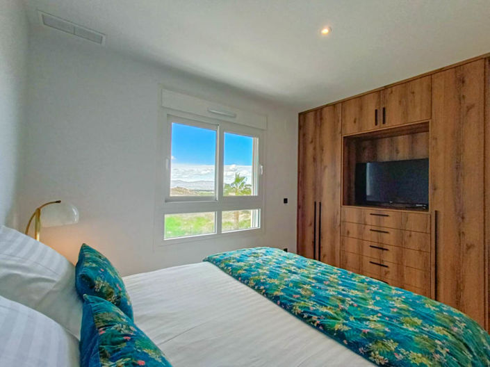 Image No.18-3 Bed Apartment for sale