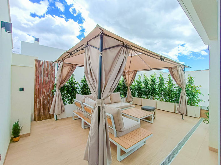 Image No.20-3 Bed Apartment for sale