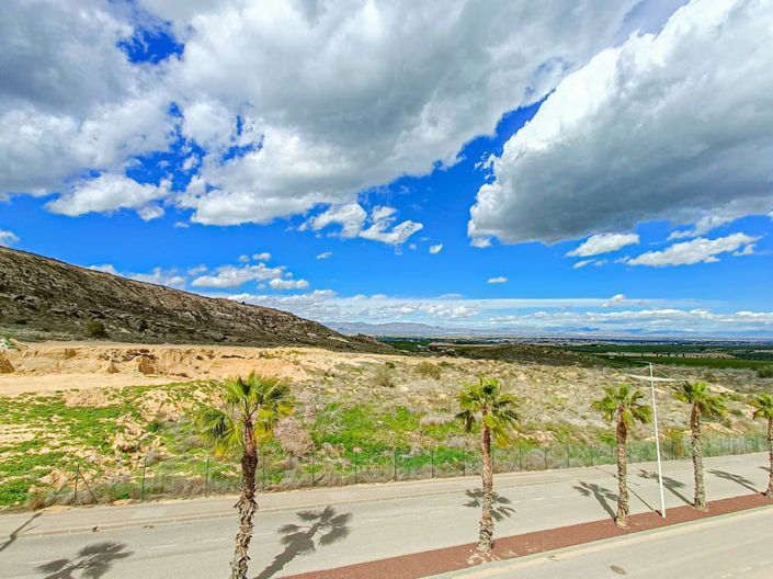 Image No.25-3 Bed Apartment for sale