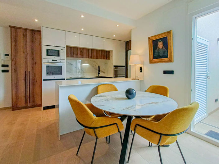 Image No.8-3 Bed Apartment for sale