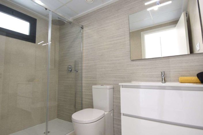 Image No.17-3 Bed Apartment for sale