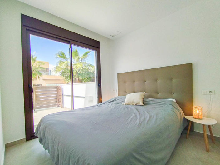 Image No.12-4 Bed Villa for sale