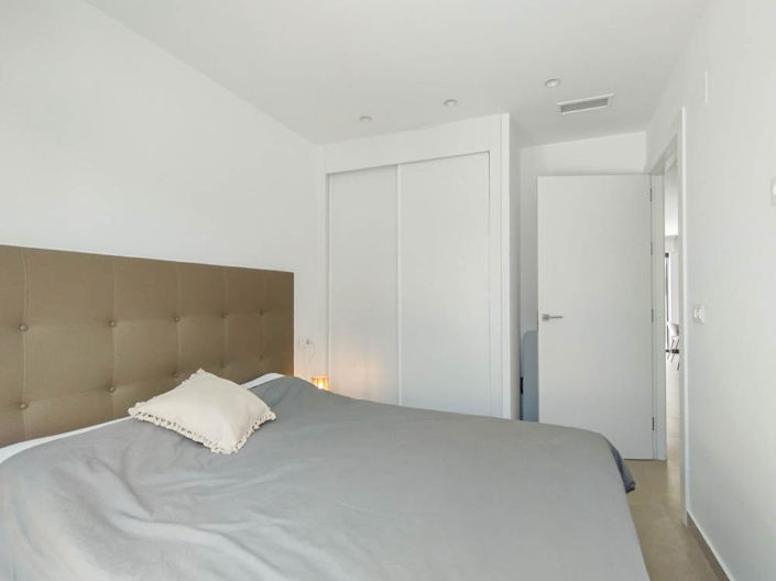 Image No.13-4 Bed Villa for sale