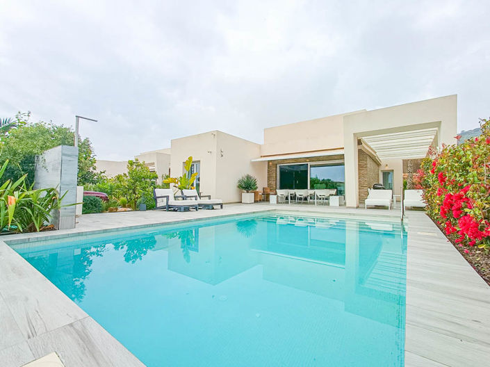 Image No.1-2 Bed Villa for sale