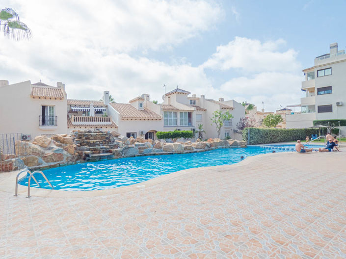 Image No.27-3 Bed Apartment for sale