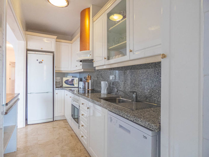 Image No.8-3 Bed Apartment for sale