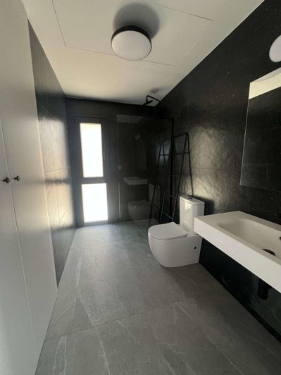 Image No.14-3 Bed Semi-Detached for sale