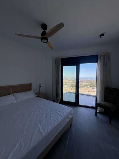 Image No.22-3 Bed Semi-Detached for sale