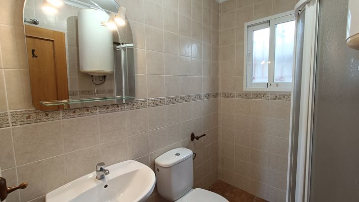 Image No.13-3 Bed Villa for sale