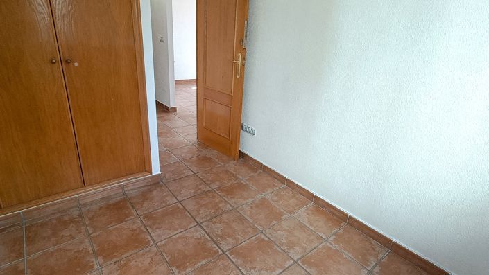 Image No.15-3 Bed Villa for sale