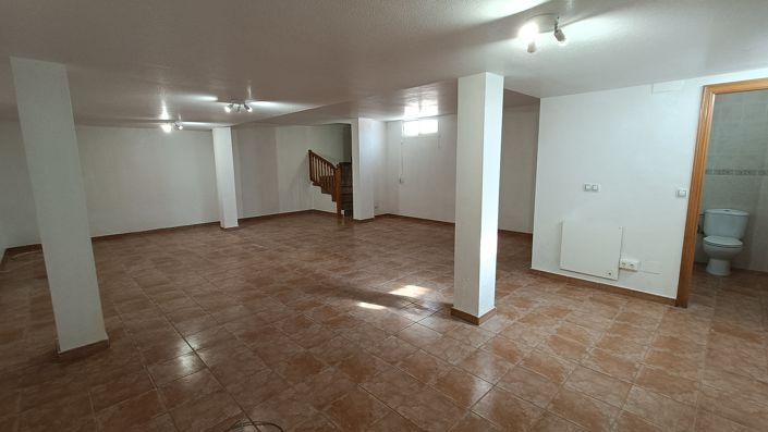 Image No.20-3 Bed Villa for sale