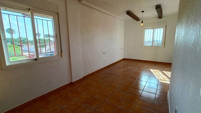 Image No.27-3 Bed Villa for sale