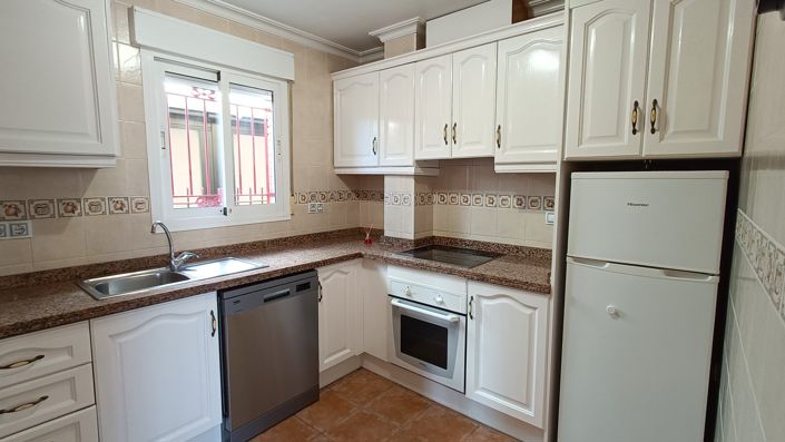 Image No.10-3 Bed Villa for sale