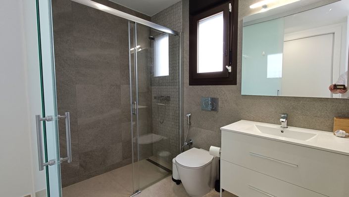 Image No.27-3 Bed Villa for sale