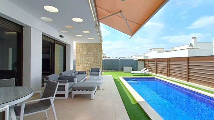 Image No.32-3 Bed Villa for sale