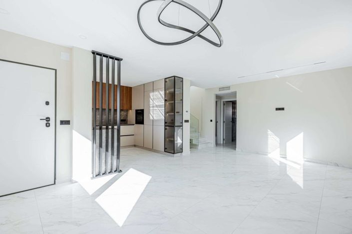 Image No.13-4 Bed Villa for sale