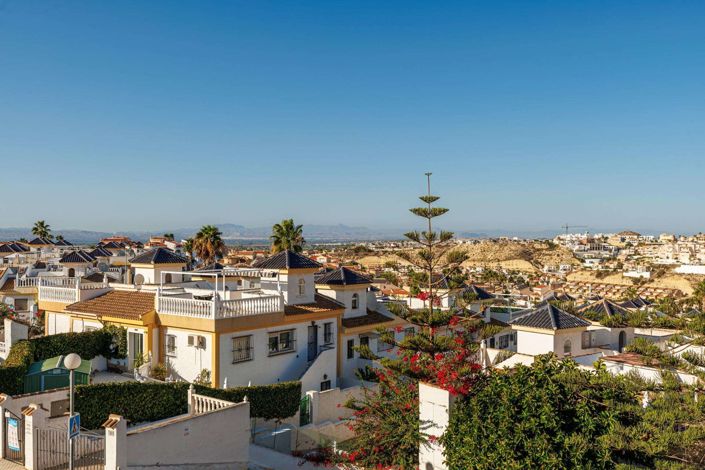 Image No.39-4 Bed Villa for sale