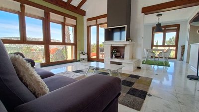 11134amazingdetachedviillaforsale020925170348