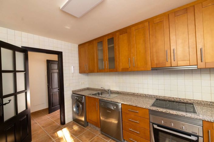 Image No.19-3 Bed Villa for sale