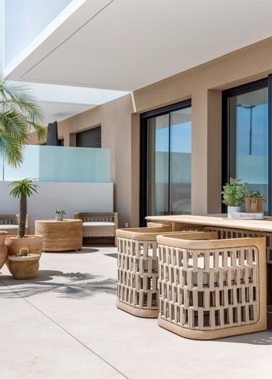 Image No.19-3 Bed Townhouse for sale