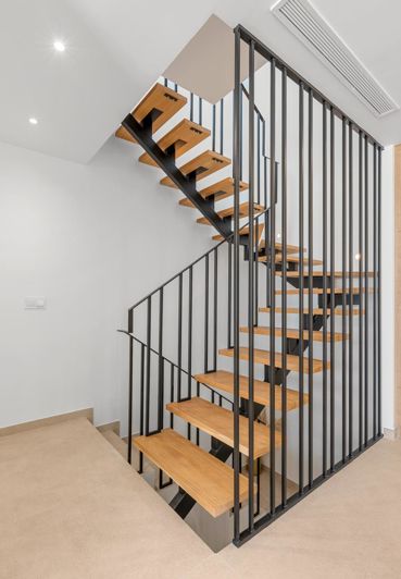 Image No.39-3 Bed Townhouse for sale