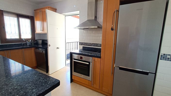 Image No.12-3 Bed Villa for sale