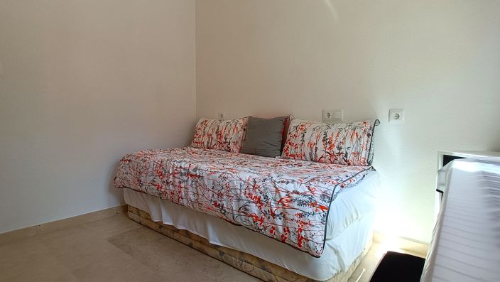 Image No.18-3 Bed Villa for sale