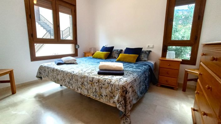 Image No.20-3 Bed Villa for sale