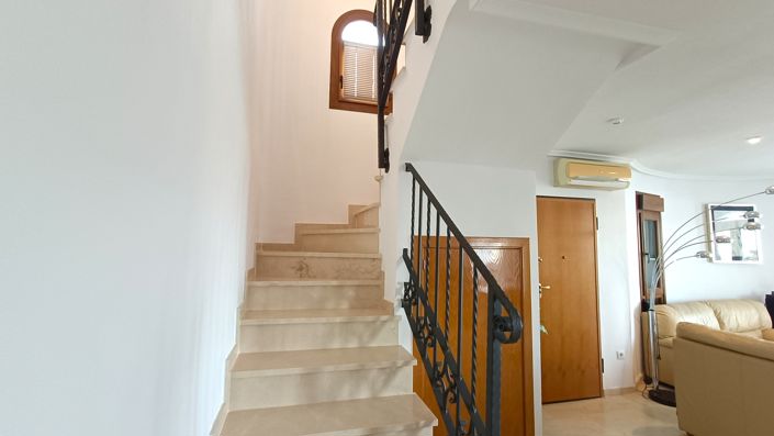 Image No.23-3 Bed Villa for sale