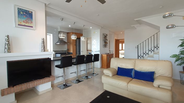 Image No.7-3 Bed Villa for sale