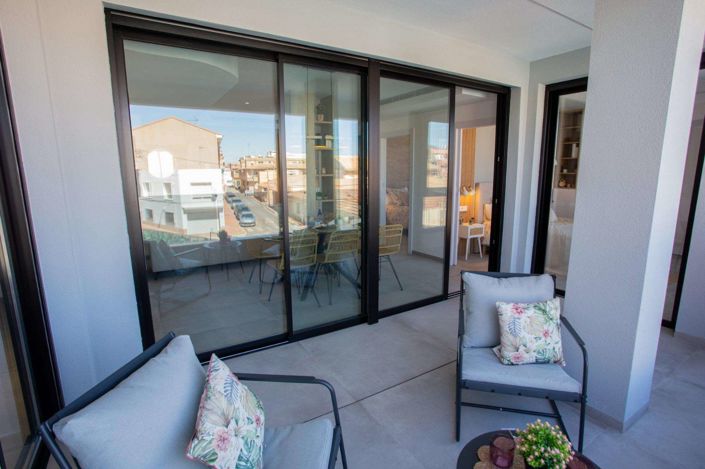 Image No.1-3 Bed Apartment for sale