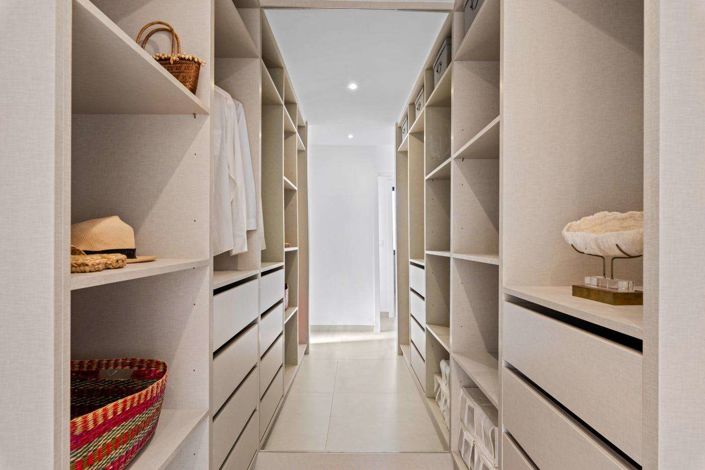 Image No.27-3 Bed Villa for sale