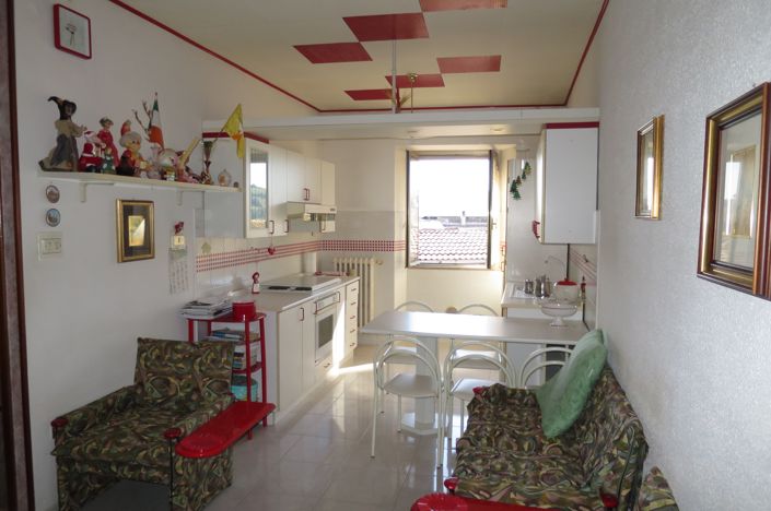 Image No.2-2 Bed Apartment for sale