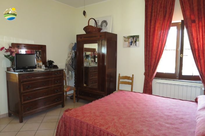 Image No.11-4 Bed Villa for sale