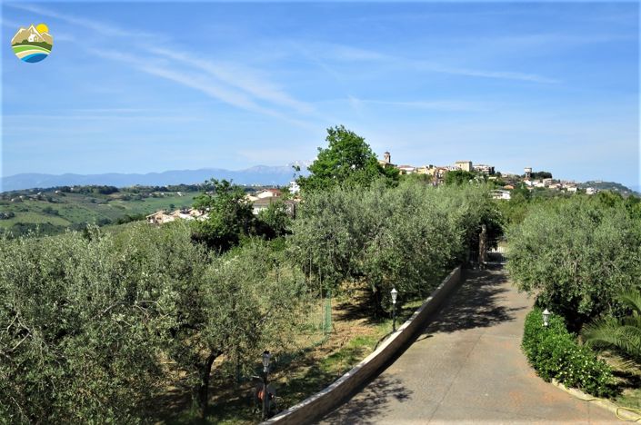 Image No.29-4 Bed Villa for sale