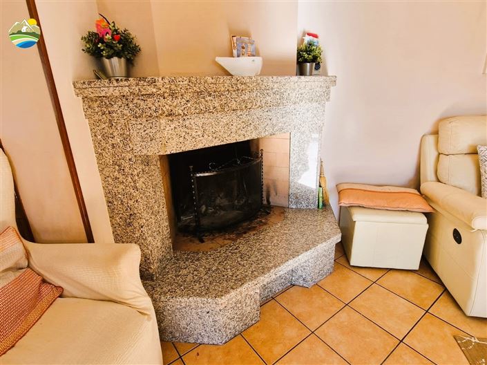 Image No.5-4 Bed Country House for sale