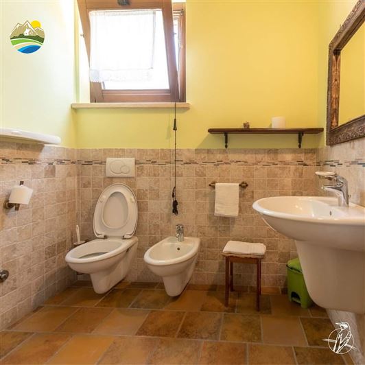 Image No.34-10 Bed Country House for sale