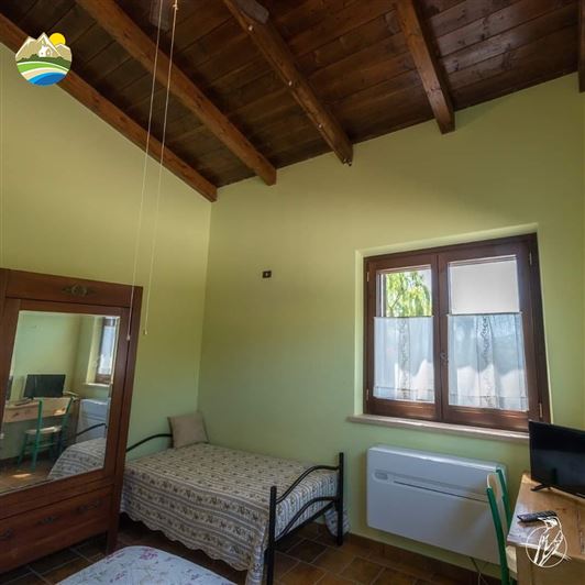 Image No.35-10 Bed Country House for sale