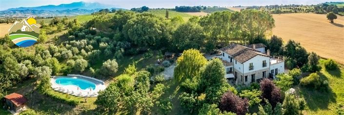 Image No.40-10 Bed Country House for sale